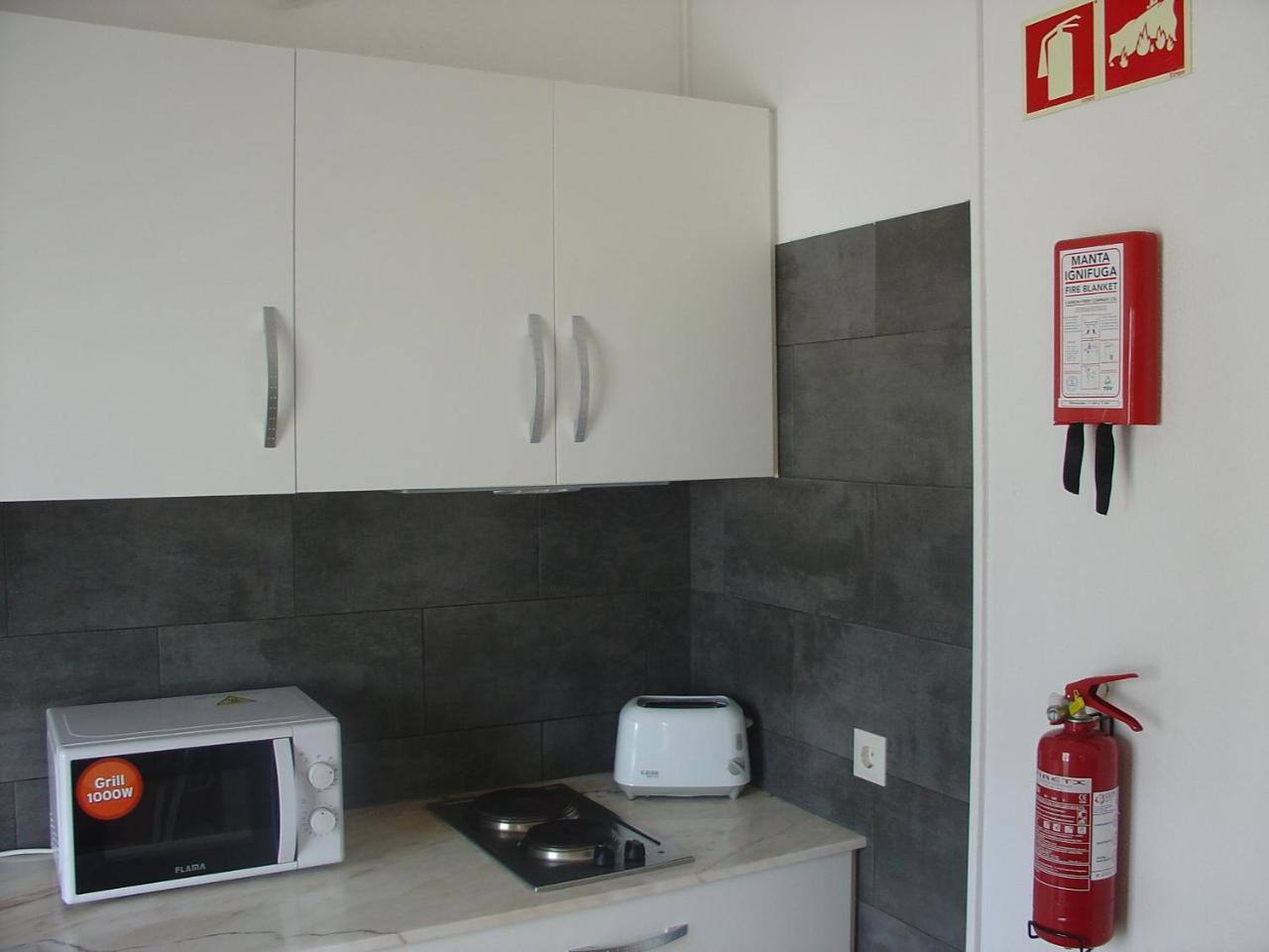 Apartamentos Central Quarteira Eksteriør billede